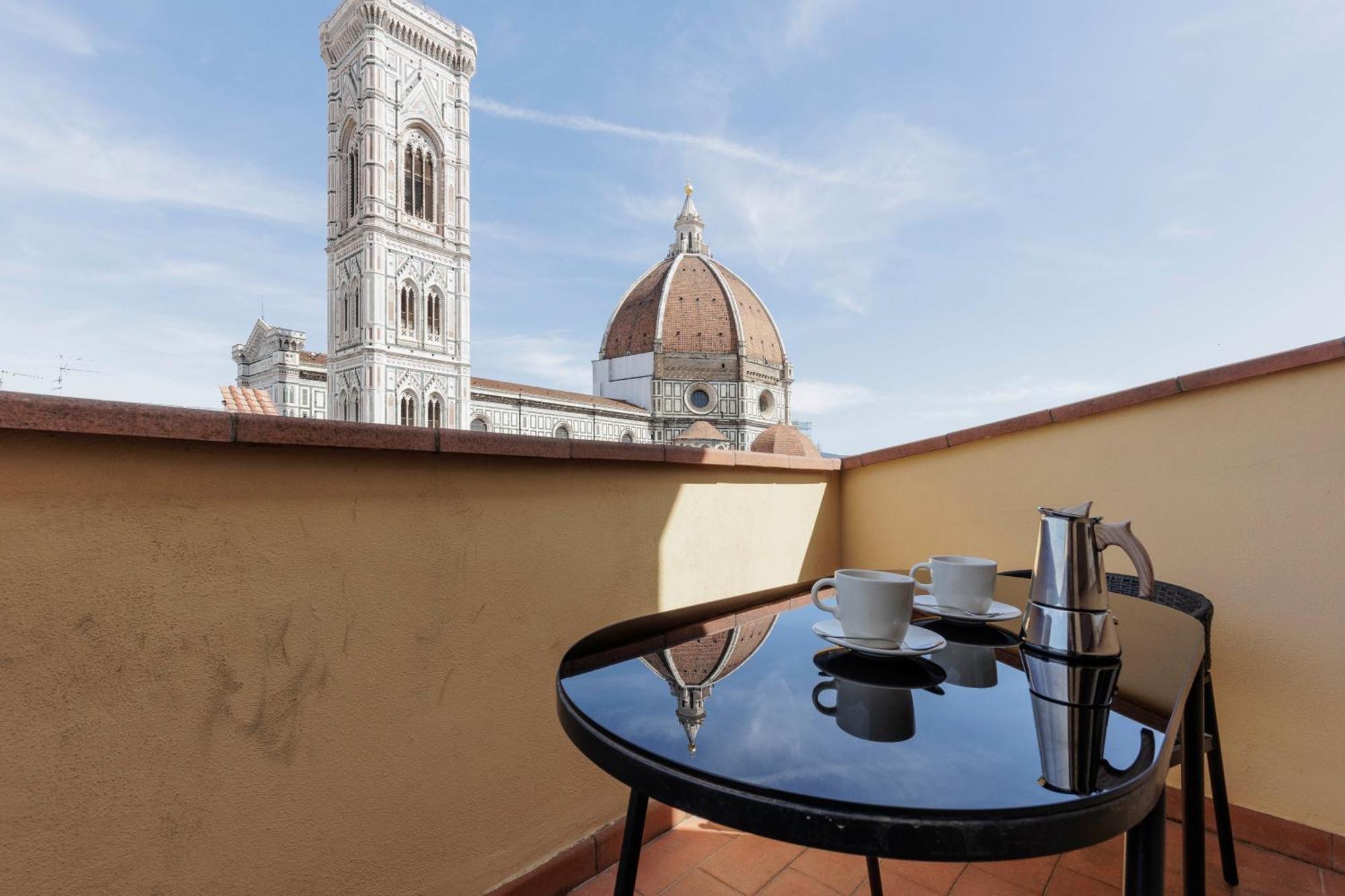 Duomo View Apartment Firenze Eksteriør billede